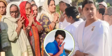 ১০ মিনিটৰ মৌন প্ৰাৰ্থনা, গায়ত্ৰী মন্ত্ৰ পাঠ, ৰীতি-নীতিৰ মাজেৰে শেষ বিদায় হৰিশ ৰানাক