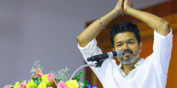 তামিলনাডুৰ নিৰ্বাচত জয়ী হ’লে মুখ্যমন্ত্ৰী হ’ব খোজে বিজয়! চৰকাৰ আহিলে প্ৰতিমহিলাক ২৫০০ টকা, প্ৰতিটো পৰিয়ালক ৬টাকৈ LPG চিলিণ্ডাৰ, আৰু কি কি প্ৰতিশ্ৰুতি?