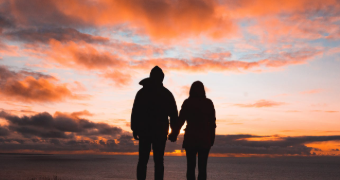 এইকেইটা লক্ষণ আছে যদি বুজিব আপোনাৰ সংগী মানসিকভাৱে পৰিপক্ক নহয়, সম্পৰ্ক গঢ়াৰ পূৰ্বেই মন দিয়ক এইকেইটা দিশত