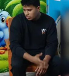 সদ্যোজাত সন্তানক লৈ ঘৰত আছে পত্নী, প্ৰেমিকাক ঘৰলৈ মাতি জীৱন শেষ কৰিলে নেভি অফিচাৰ প্ৰেমিকে, ফ্ৰিজত উদ্ধাৰ দেহ