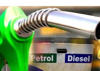 গাড়ীত তেল ভৰোৱাৰ সময়ত মনত ৰাখিব ৫ টা কথা, কেতিয়াও নাখায় ঠগ!