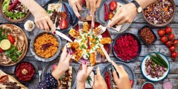 শীঘ্ৰে বাঢ়িব হোটেলৰ খাদ্যৰ মূল্য, আঁৰত আছে ডাঙৰ কাৰণ