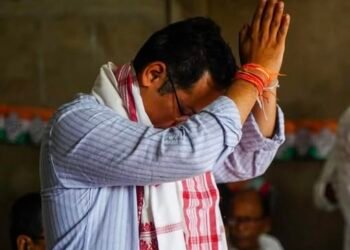 মোৰ জনতাৰ ওপৰত বিশ্বাস আছে আজি অসমৰ জনতাই নতুন অসম গঢ়াৰ পক্ষতেই ভোট দিব, ভোটদানৰ বাবে ওলাই আহি কি ক’লে গৌৰৱ গগৈয়ে?