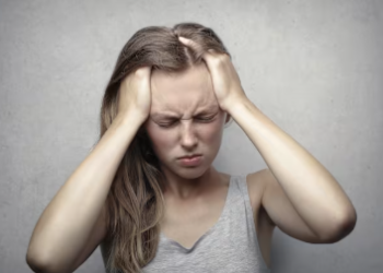 ঘনে ঘনে মুড ছুইং! ছাইলেণ্ট ষ্ট্ৰোকত আক্ৰান্ত নেকি আপুনি?