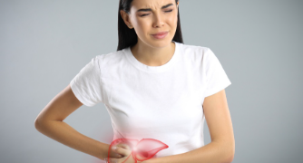 শৰীৰত কি ভিটামিন কমি গ’লে হ’ব পাৰে ফেটি লিভাৰ? কেনেকৈ ৰক্ষা পাব?