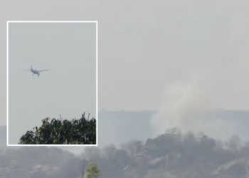 দেশত আকৌ বিমান দুৰ্ঘটনা, পাহাৰত খুন্দা মাৰি নিমিষতে ছাই হৈ পৰিছে বিমান, কিমান যাত্ৰী আছিল বিমানখনত?