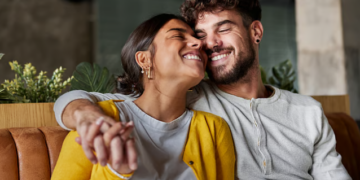 প্ৰেম জীৱনত এবাৰেই হয়…, সঁচা প্ৰেম সঁচাকৈয়ে জীৱনত এবাৰেই আহে নেকি?