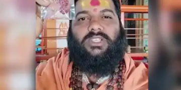 মোৰ অলৌকিক ক্ষমতা আছে… মহিলাক ল’জৰ কোঠালৈ নি ধৰ্মগুৰুৱে কৰিলে এই কাম, মুখ খুলিলেই শেষ কৰাৰ ভাবুকি, অৱশেষত ভণ্ড ধৰ্মগুৰুক কি কৰিলে মহিলাই?