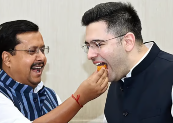 অংক কৰিলেই BJP লৈ ৰাঘৱ চাড্ডা, কিয় বাতিল নহয় সাংসদ পদ? দলত্যাগ আইনত কি আছে?