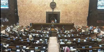 পাৰ্লিয়ামেণ্টত একাধিক পদত বহু চাকৰি, কেনেকৈ কৰিব আবেদন? দৰমহা কিমান?