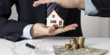 গৃহঋণ লোৱাৰ পৰিকল্পনা আছে? SBIৰ পৰা ৬০ লাখৰ গৃহঋণত EMI কিমান হ’ব?