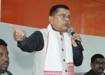 মই এইবাৰ ১ লাখতকৈ বেছি ভোটত জয়লাভ কৰিম, ভোট দিবলৈ আহি জিকাটো খাটাং বুলি কৈ কি কি ক’লে প্ৰশান্ত ফুকনে?