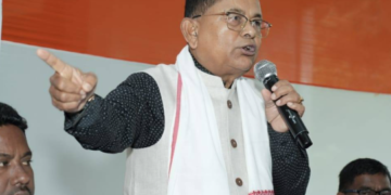 মই এইবাৰ ১ লাখতকৈ বেছি ভোটত জয়লাভ কৰিম, ভোট দিবলৈ আহি জিকাটো খাটাং বুলি কৈ কি কি ক’লে প্ৰশান্ত ফুকনে?