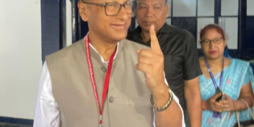 ‘ভাৰতীয় জনতা পাৰ্টীৰ চৰকাৰ দিছপুৰত অৱধাৰিত!’ দিছপুৰ সমষ্টিৰ প্ৰাৰ্থী, নগাওঁৰ ভোটাৰ প্ৰদ্যুত বৰদলৈয়ে নগাওঁত সাব্যস্ত কৰিলে নিজৰ ভোটাধিকাৰ