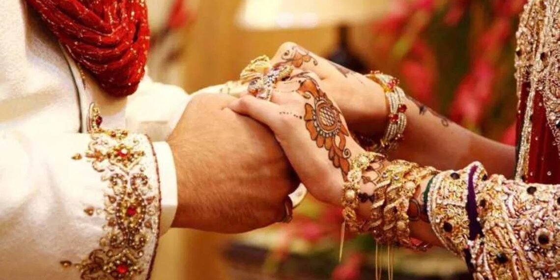 Love নে Arranged Marriage কৰাটো উত্তম? বিবাহৰ পূৰ্বে জানক টিপছ