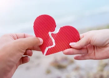 প্ৰথম প্ৰেমত প্ৰতাৰণা? এই ৫ টা টিপছে সহায় কৰিব আঘাত পাহৰাত!