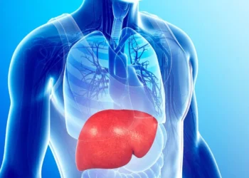 ফেটি লিভাৰ কেতিয়া বিপদজনক হৈ পৰে? ইয়াৰ লক্ষণ, কাৰণ জানি লওক