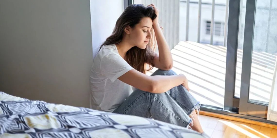 অতিমাত্ৰা চিন্তাই মাতিব পাৰে ডাঙৰ বিপদ! ই কি ৰোগ লক্ষণ জানক বিশেষজ্ঞৰ পৰা…