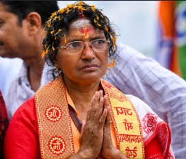 বিধায়ক হ’ল আৰ জি কৰৰ নিৰ্যাতিতাৰ মাতৃ ৰত্না দেৱনাথ, নতুন চৰকাৰ আহিলে কিয় জে’লত যাব পাৰে মমতা আৰু অভিষেক বেনাৰ্জী? আৰ জি কৰৰ নিৰ্যাতিতাৰ মাতৃয়ে দিছে হুংকাৰ