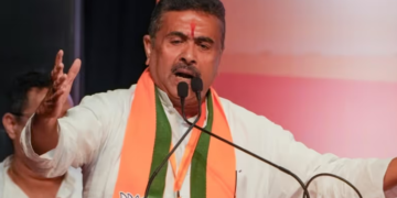 কিয় ৫৭ বছৰ বয়সতো অবিবাহিত মুখ্যমন্ত্ৰী শুভেন্দু অধিকাৰী? চৰ্চাত তেওঁৰ এটা সাক্ষাৎকাৰ, বিবাহ নকৰোৱাৰ বাখ্যা কি দিছিল শুভেন্দুৱে?