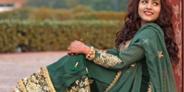 ২৯ বছৰতেই শেষ হ’ল এক প্ৰতিভা! খাৱৈত উদ্ধাৰ গায়িকাৰ দেহ, প্ৰেমিকেই শেষ কৰিলে নেকি এইগৰাকী জনপ্ৰিয় গায়িকাৰ জীৱন?