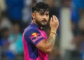 BCCI ৰ জৰিমনাৰ পিছত ৰিয়ান পৰাগৰ চমক, বন্ধ কৰিলে সমালোচকৰ মুখ!