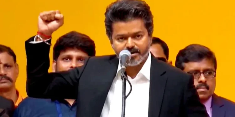 সুৰাপায়ীসকলৰ বাঢ়িব বিপদ! মুখ্যমন্ত্ৰী হৈয়ে থালাপতি বিজয় ল’লে ডাঙৰ সিদ্ধান্ত