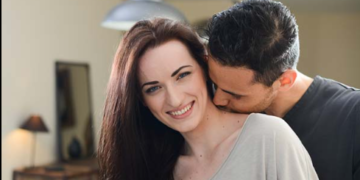 Love Bite এ কাঢ়িব পাৰে প্ৰিয়জনৰ প্ৰাণ, মাত্ৰ এটা ভুলে কৰিব সৰ্বনাশ!