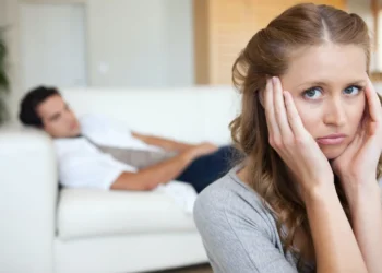 Relationship OCD কি? ই কেনেকৈ দম্পতীৰ মাজত সমস্যাৰ সৃষ্টি কৰে জানক