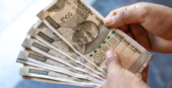 SBIৰ পৰা ৩লাখ টকাৰ Personal Loan লৈছে? ৩ বছৰত শোধ কৰিবলৈ প্ৰতিমাহে EMI কিমান দিব লাগিব?