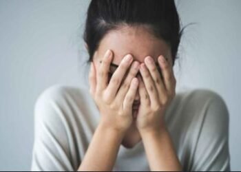 COVID প্ৰতিষেধক লোৱাৰ পিছত Anxiety, Stress আৰু Depression বাঢ়ে নেকি?