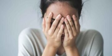 COVID প্ৰতিষেধক লোৱাৰ পিছত Anxiety, Stress আৰু Depression বাঢ়ে নেকি?