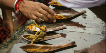 জীৱনত বাৰে বাৰে আহি থকা সমস্যাবোৰক অৱহেলা নকৰিব