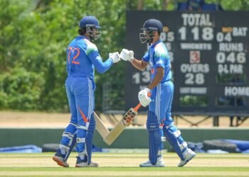 ৰিয়ান পৰাগৰ ঠাইত খেলাৰ সুযোগ পায়ে এইজন ক্ৰিকেটাৰে কোবালে চেঞ্চুৰী