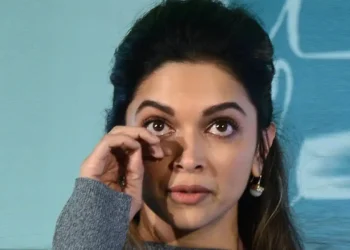 ‘কেৰিয়াৰ বচাবলৈ দীপিকাক ত্যাগ কৰিলো!’ ক’লে দীপিকা পাডুকনৰ প্ৰাক্তন প্ৰেমিকে