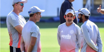 অৱশেষত টীম ইণ্ডিয়াৰ প্ৰশিক্ষকক বিদায় দিলে BCCI-এ