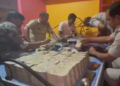 বাছ চালকৰ ঘৰত উদ্ধাৰ ১৫ কেজি সোণসহ ২৮ কোটি টকা?