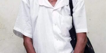 জীৱনৰ সমগ্ৰ উপাৰ্জন অনাথ শিশুৰ বাবে কৰিলে দান, এতিয়া জীৱিকা নিৰ্বাহৰ বাবে কৰে হোটেলত কাম