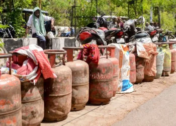 LPG চিলিণ্ডাৰৰ ডাঙৰ আপডেট, ১৬ আগষ্টৰ পূৰ্বে কৰক এই কাম!