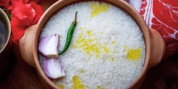 গৰমত শৰীৰ শীতল কৰা পঁইতা ভাতক ইংৰাজীত কি বুলি কয়? ৯৯% লোকে নাজানে উত্তৰ