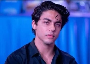 একাধিক নাৰীৰ সংগ পছন্দ শ্বাহৰুখৰ পুত্ৰৰ! প্ৰেমিকাৰ পৰিচয় জানি হতভম্ব হ’ব আপুনি!