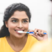 কিমান দিনৰ মূৰত সলনি কৰিব টুথব্ৰাছ? দাঁত ব্ৰাছ কৰাৰ সঠিক নিয়ম জানেনে?