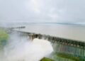 নীপকোৱে এৰিছে পানী, ৪ খন গেটেৰে পানী এৰি দিয়াৰ পাছতে হাহাকাৰ পৰিস্থিতি