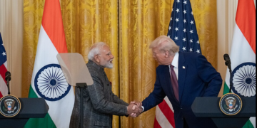 বিশেষ সূচাংক! আমেৰিকাৰ বিপৰ্যয়ৰ বিপৰীতে ভাৰতৰ অগ্ৰগতি