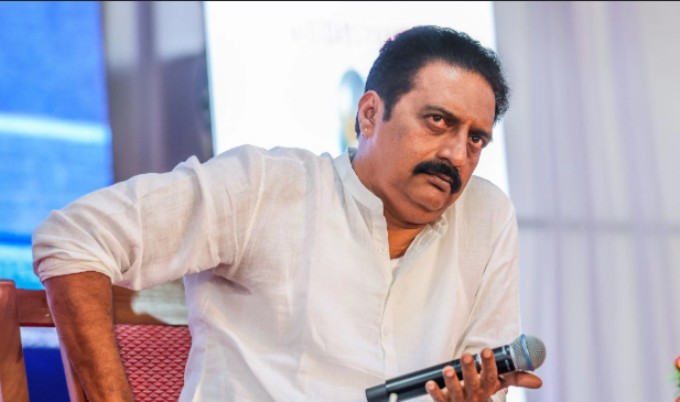 এইবাৰ ভোটাৰ তালিকাৰ পৰা বাদ পৰিল অভিনেতা প্ৰকাশ ৰাজৰ নাম!