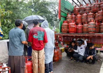 এল পি জি সংযোগ কেনেকৈ স্থানান্তৰ কৰিব? ঘৰ সলনি কৰিলে নকৰিব ভুল!