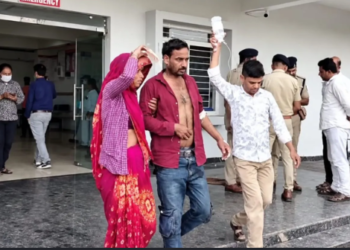 বিষাক্ত সুৰা সেৱন কৰি বিজেপি নেতাকে ধৰি ১১ জনৰ মৃ*ত্যু