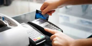 Credit Card: হেৰুওৱা ক্ৰেডিট কাৰ্ডেৰে লেনদেন, কিন্তু কোন দায়ী? আপুনি নে বেংক জানক