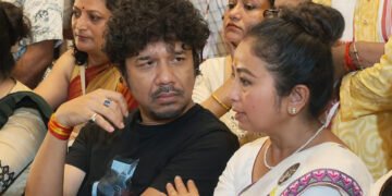 পাপনৰ মুখত ‘মায়াবিনী’, জুবিন ক্ষেত্ৰত উপস্থিত হৈ সান্তনা দিলে গৰিমাক