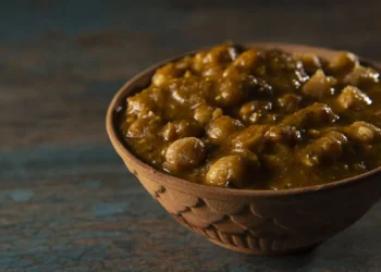 Ghugni English Name: আপুনি জানেনে ইংৰাজীত ঘুগুনিক কি বুলি কয়? ৯৯% লোকে নোৱাৰে শুদ্ধ উত্তৰ